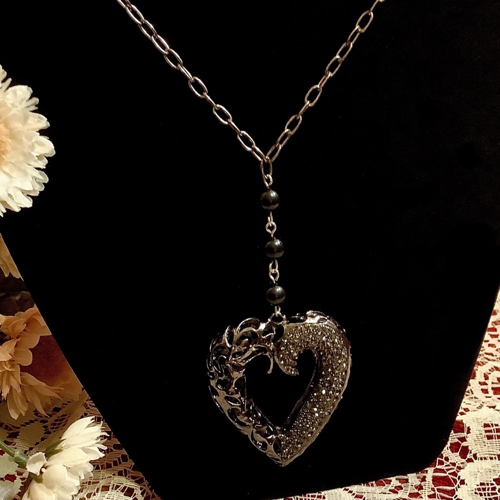 Heart pendant necklace pewter 1/2  filagree  1/2 Hermatite sparkles New